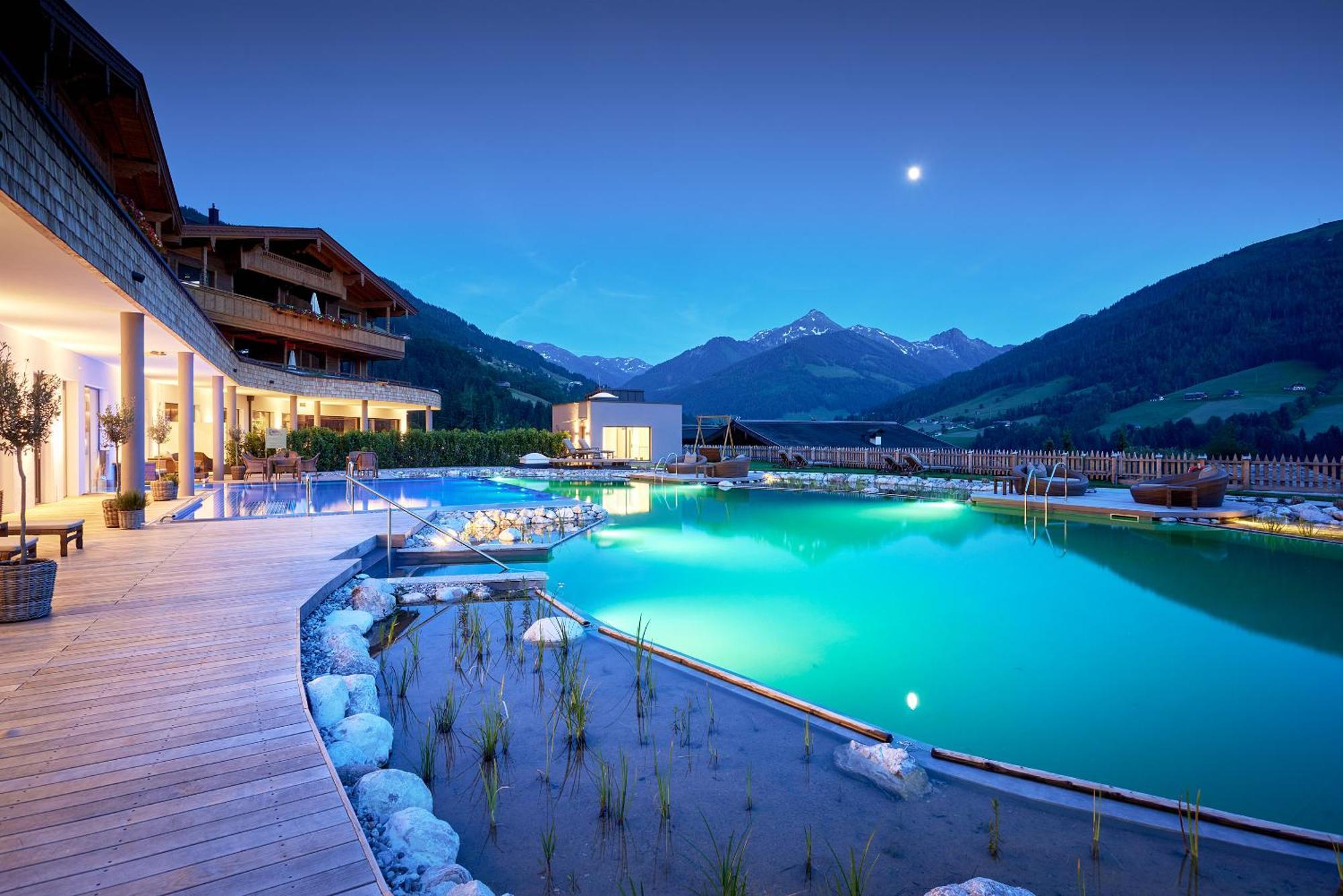 Der Boeglerhof - Pure Nature Spa Resort 알프바취 외부 사진